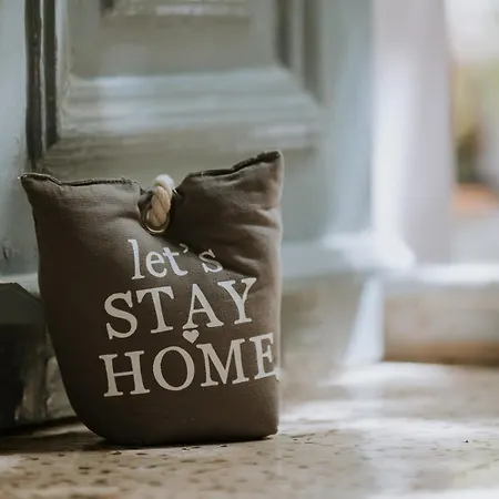 Apartment Leoni's House Near The *