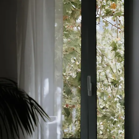 דירה Leoni's House Near The קרמסטי