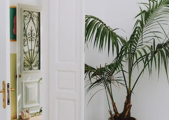 Leoni's House Near The Appartamento Kremastí