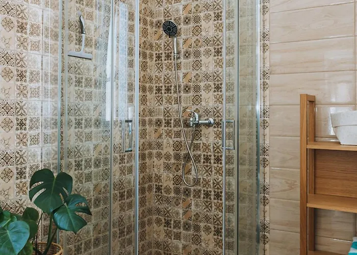 Leoni's House Near The شقة Kremastí