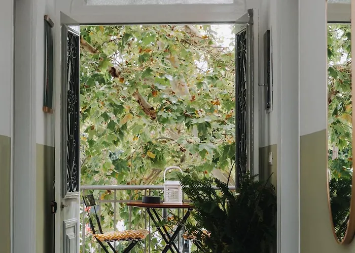 Leoni's House Near The Апартаменты *