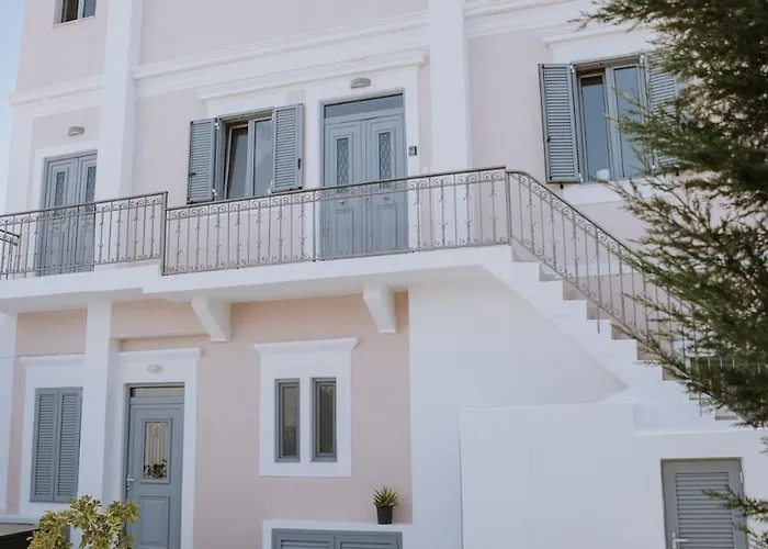 Leoni's House Near The Апартаменты *