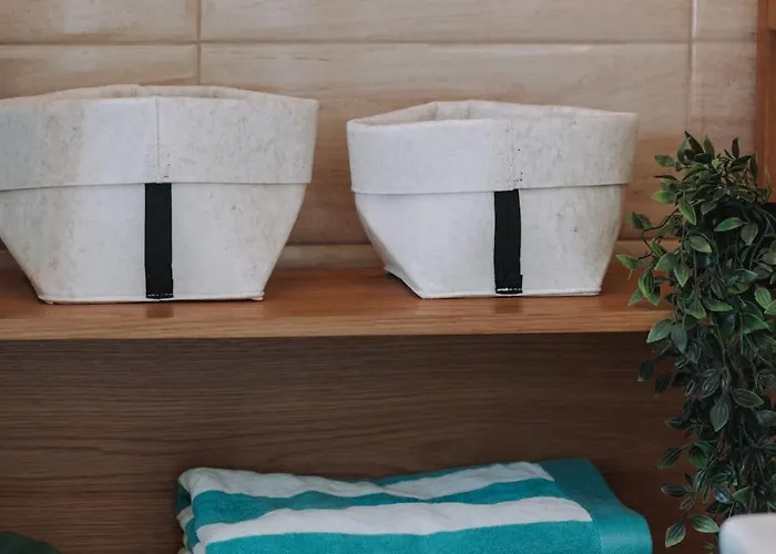 Апартаменты Leoni's House Near The Кремасти